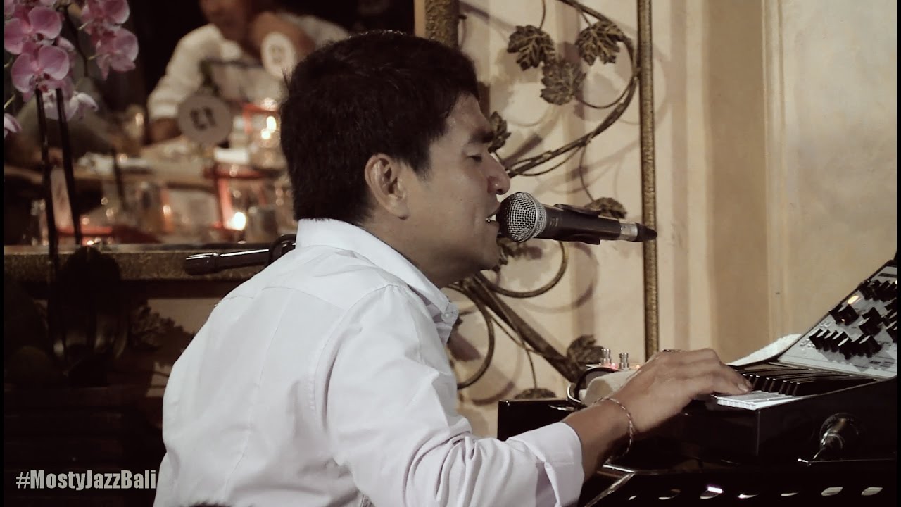 Indra Lesmana Friends Ft Tompi Menghujam Jantungku Mostly Jazz In Bali 09 10 2016 Hd Youtube