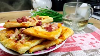 Простая закуска на каждый день. К чаю за пару минут.Мини ПИЦЦА 🍕 #Pizza