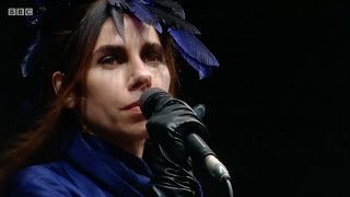 PJ Harvey - No Man Is An Island - Glastonbury 2016