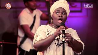 Video thumbnail of "DAYMÉ AROCENA - Negra Caridad"