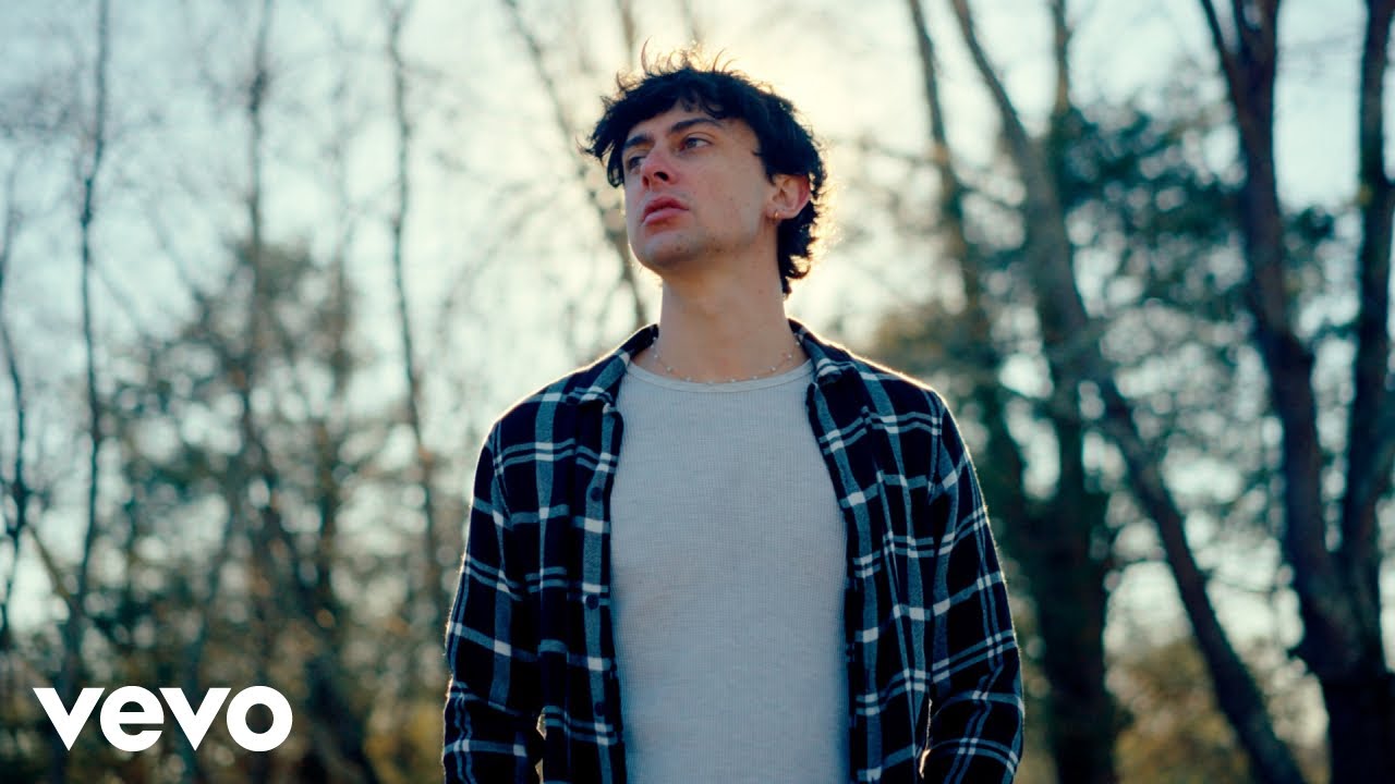 YouTubeでZach Hood - Simple Lifeを視聴 YouTubeでZach Hood - Simple Lifeを視聴