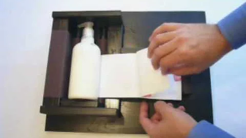 Manual label applicator