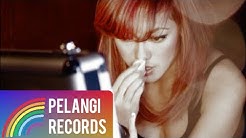 Pop - Dewi Dewi - Separuh Nafas (Official Music Video)  - Durasi: 4:12. 
