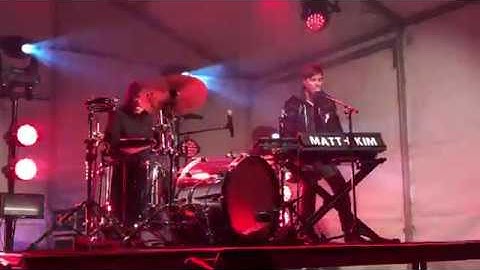 Matt and Kim - "Make A Mess" - Live in Minneapolis, MN