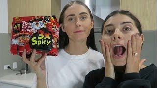 ANSWERING SPICY GAY QUESTIONS *noodle challenge*