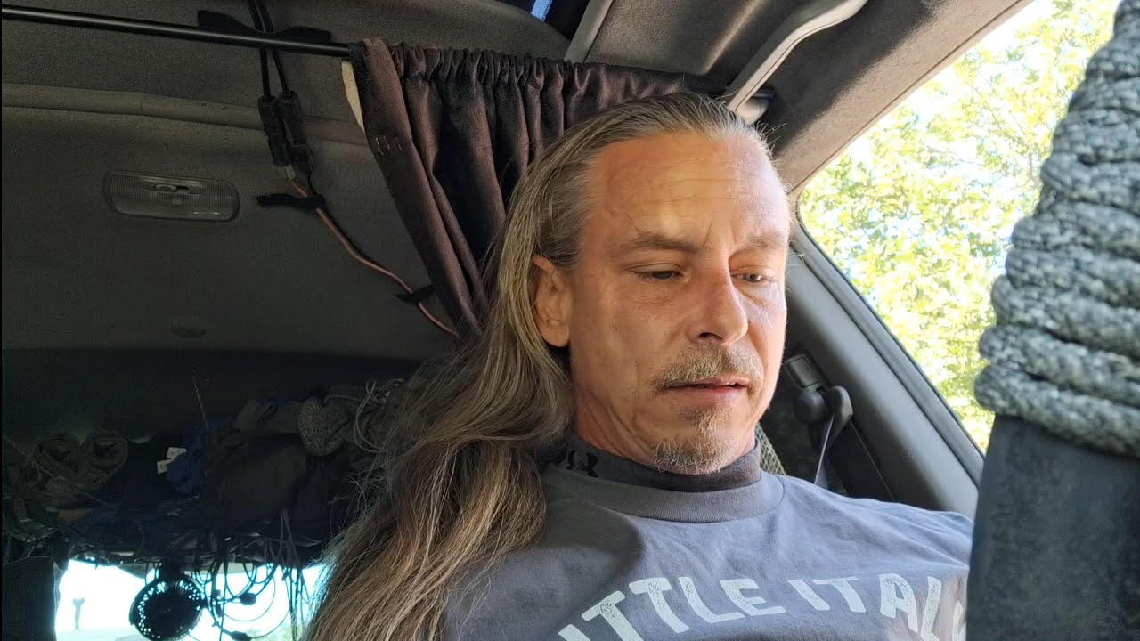 Winter Survival Tips For The Homeless - YouTube