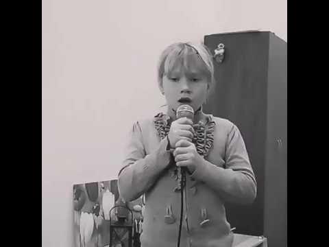 Слушать страшную песню тили. Тили бом на гитаре. Тили бом на гитаре на одной струне. Тили бом на синтезаторе. Тили тили бом ноты.