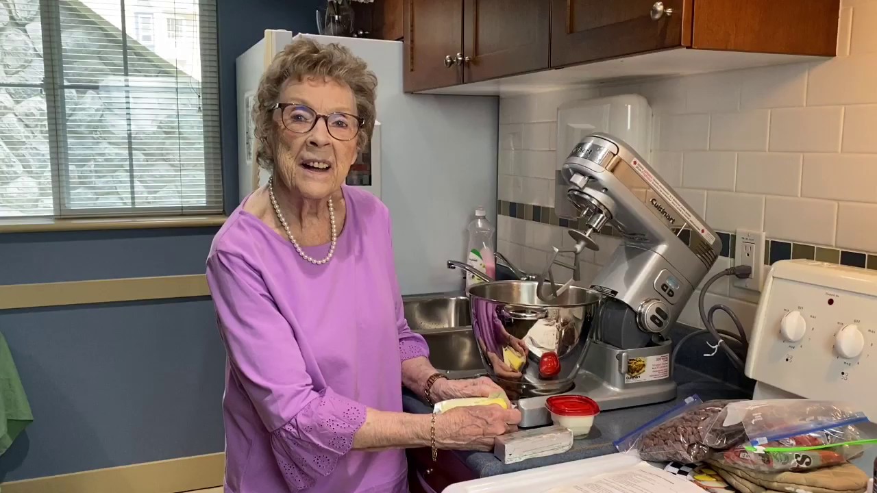 How to make Chocolate Chip Cookies with Grandma Alice YouTube