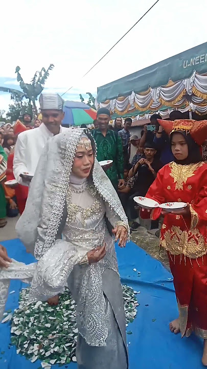 pengantin menginjak serpihan kaca# ujinyali