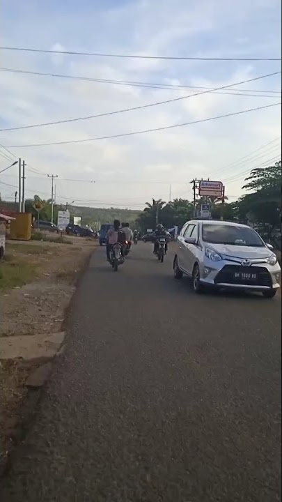 story WA halu mentahan lagi jalan-jalan lebaran