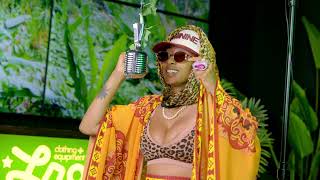 Lizzy Jeff - Not Your Dream Girl | LRG TreeHouse Sessions @OfficialLRG @lizzyjeff