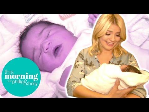 Holly's Day on the Maternity Ward  | This Morning
