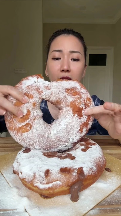 HERE'S A MEGALODON DONUT THAT'S MBLENEK AND A DONUT? DON'T, OK?