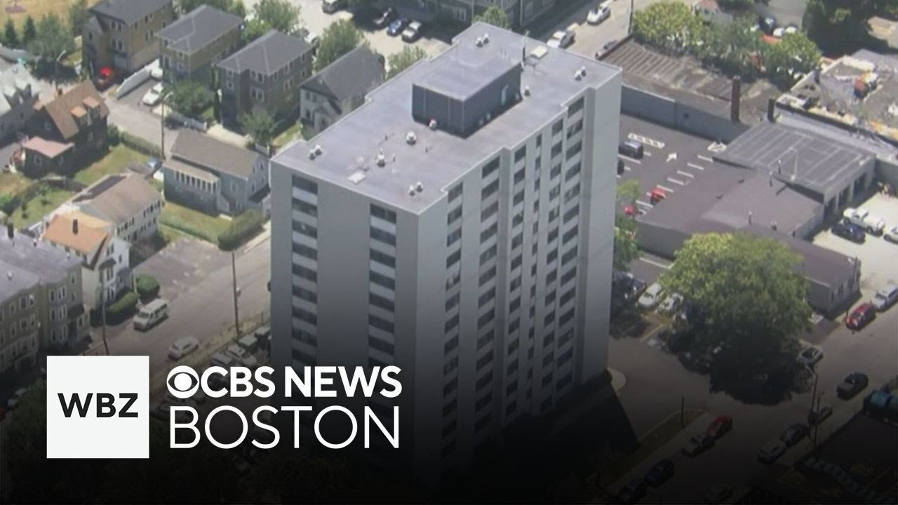 Lynn apartment complex is without air conditioning during heat wave, say residents