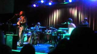 iron & wine~ the sea and the rhythm {live.. amazing version}