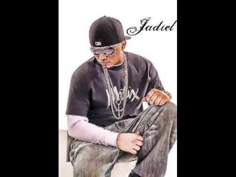 Interesada No - Jadiel " El Incomparable" Ft. Arcangel [w/download link]