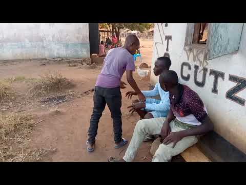 Video: Aprili Twiga Anazaa Mtoto Mwenye Afya, Ateka Mioyo Ulimwenguni Pote
