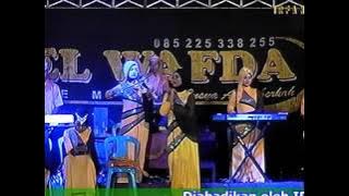 El- Wafda -  tabrak lari