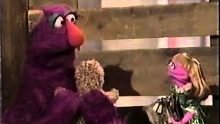 Sesame St - Telly Cheers Up Prairie Dawn Part 3