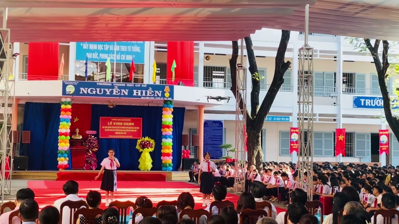 Hoa Xuân Đất Nước - Văn Nghệ - Trường Nguyễn Hiền 