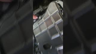 como remplazar filtro de aceite de transmision de subaru legacy  2.5 CVT