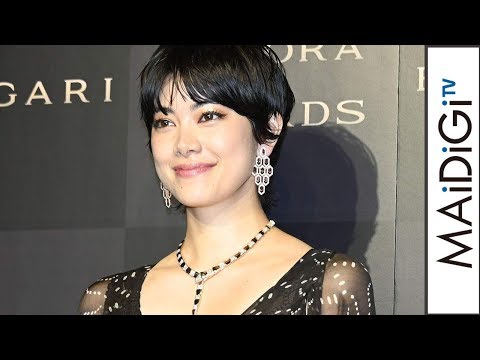 動画 森星 深vネックのシースルードレスで美肌 美脚見せ Bvlgari Avrora Awards 19 Maidigitv マイデジｔｖ