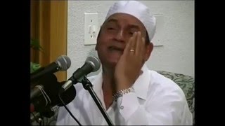 Sheikh Dr Ahmed Nuaina Surah Al-Kafirun Clip Africa 2004