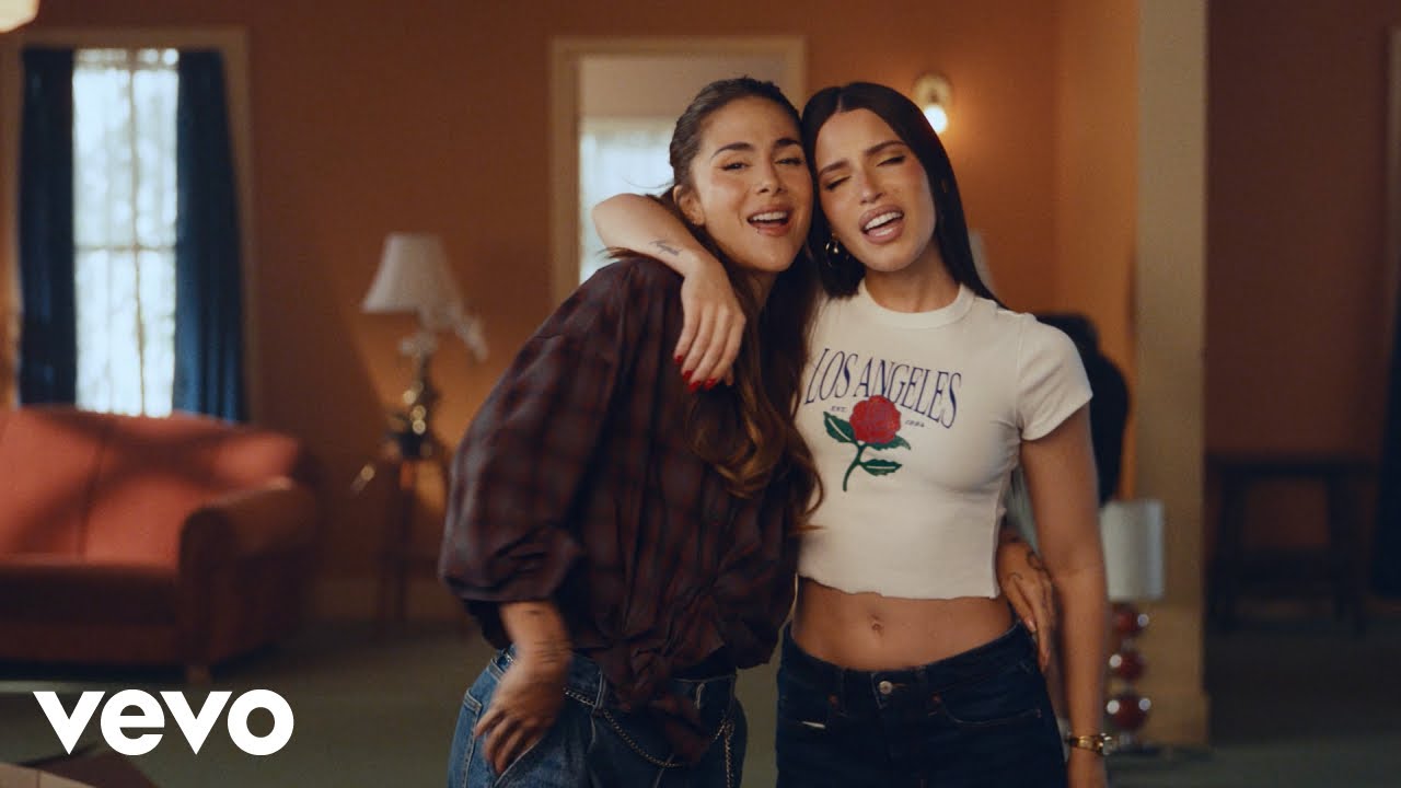 Zhamira - cómo fue? (Official Video) ft. Greeicy