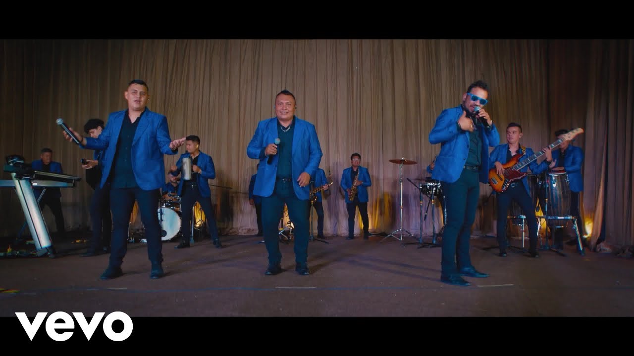 Master Kumbia - Popurrí De Fiesta En Fiesta