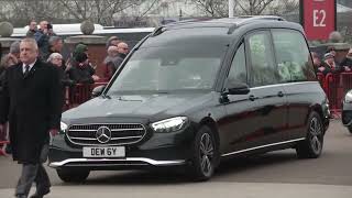 The funeral procession for Denis Law passed by Old Trafford ❤️