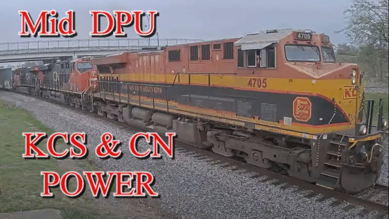 KCS 4705,  CN 2872  &  CN 2938  Lead Train with KCS 4865 Mid DPU