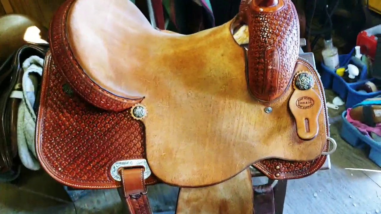 How to Break in a new Saddle with conditioning and Turning out the