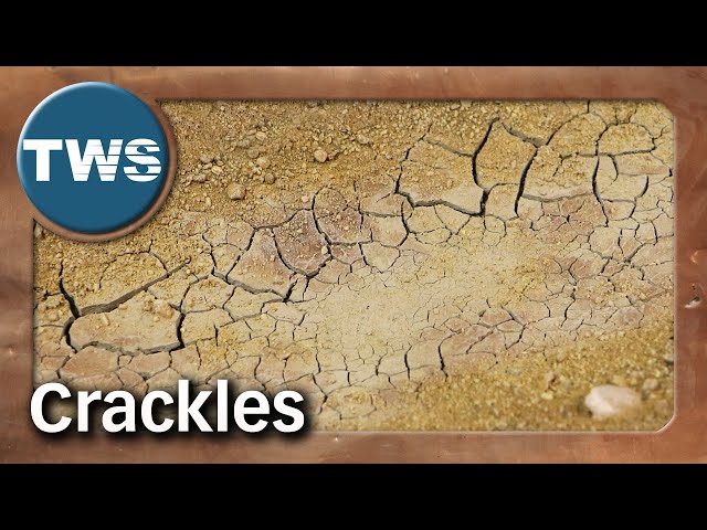 HOW TO MAKE EASY CRACKLE TEXTURE FOR YOUR ART - A Step-By-Step Guide - DIY  with this Simple Trick 