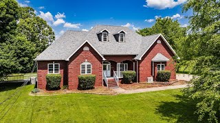 Waterfront home on 2 ACRES in Washington, West Virginia! | Coldwell Banker® | 124 Riverview Acres Rd