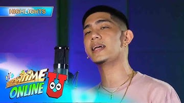 MC Einstein performs his new single 