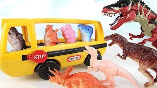 Dinosaurs Attack Dino School Bus! Learn Names of Dinosaur With Finger Toys~ Fun Rex Toy 공룡 토이