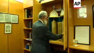 Foreign Ministry gets ancient Torah scroll from Iraq