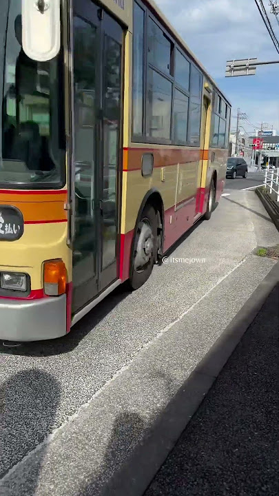 buses in Japan are known for being extremely punctual.  #Japan #japanlife  #japandiaries