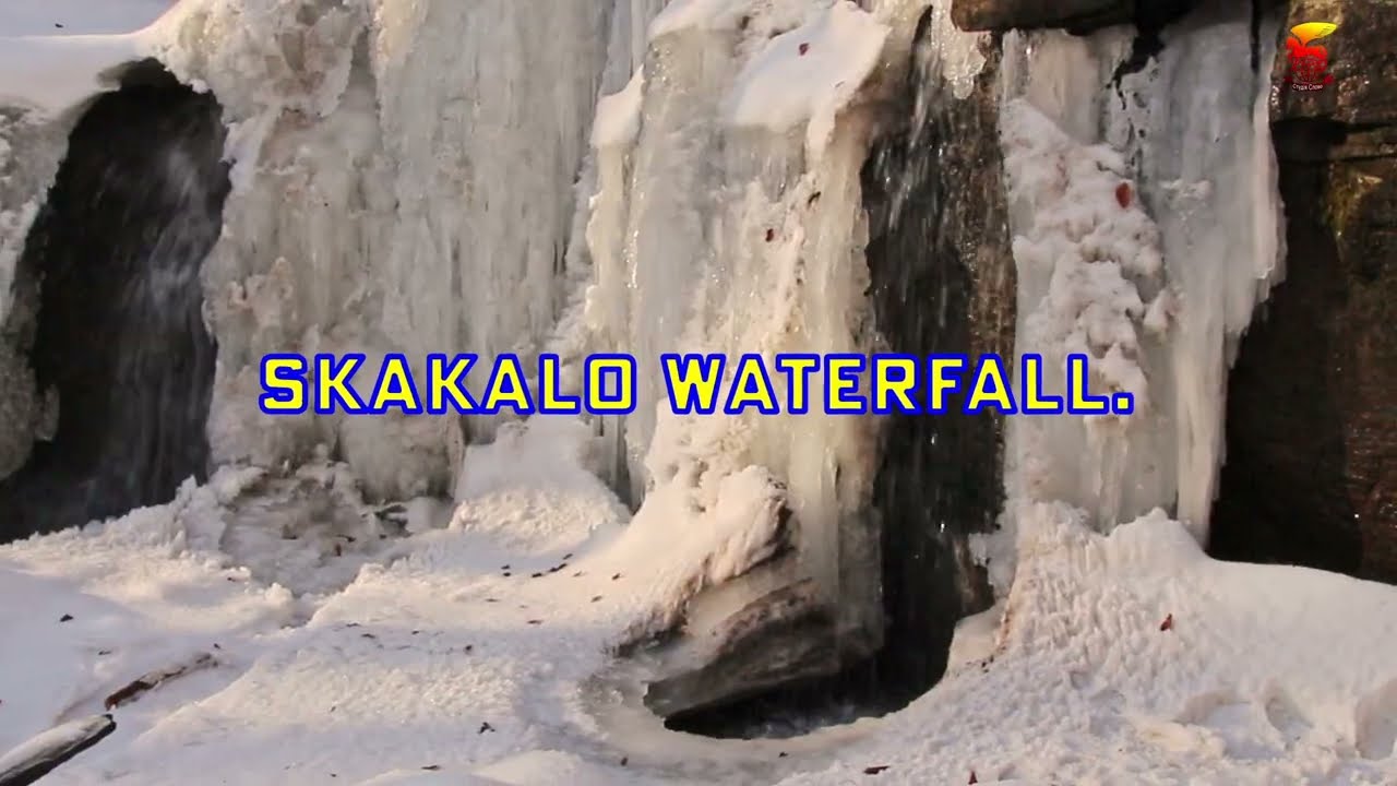 Skakalo Waterfall.