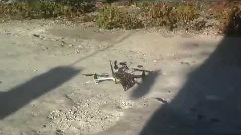 Quadcopter Maiden Flight of F450 with apm2.6