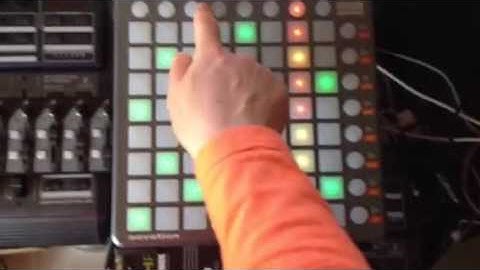 novation LAUNCHPAD step sequencer in PureData