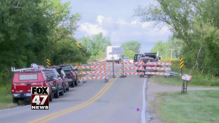 Bridge repairs in East Lansing create traffic detour