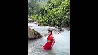 Indian Sleeveless Saree Y In Water Wet Hot Dance Shake
