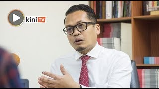 Nik Nazmi bercerai