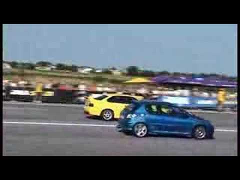 Peugeot 206 RC (200hp + nos) vs. BMW M3 E36 (lightened & tuned)