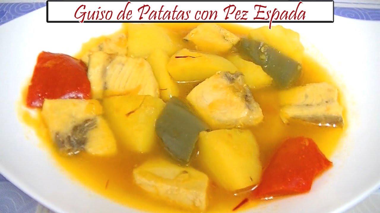 Guiso de Patatas con Pez Espada | Receta de Cocina en Familia