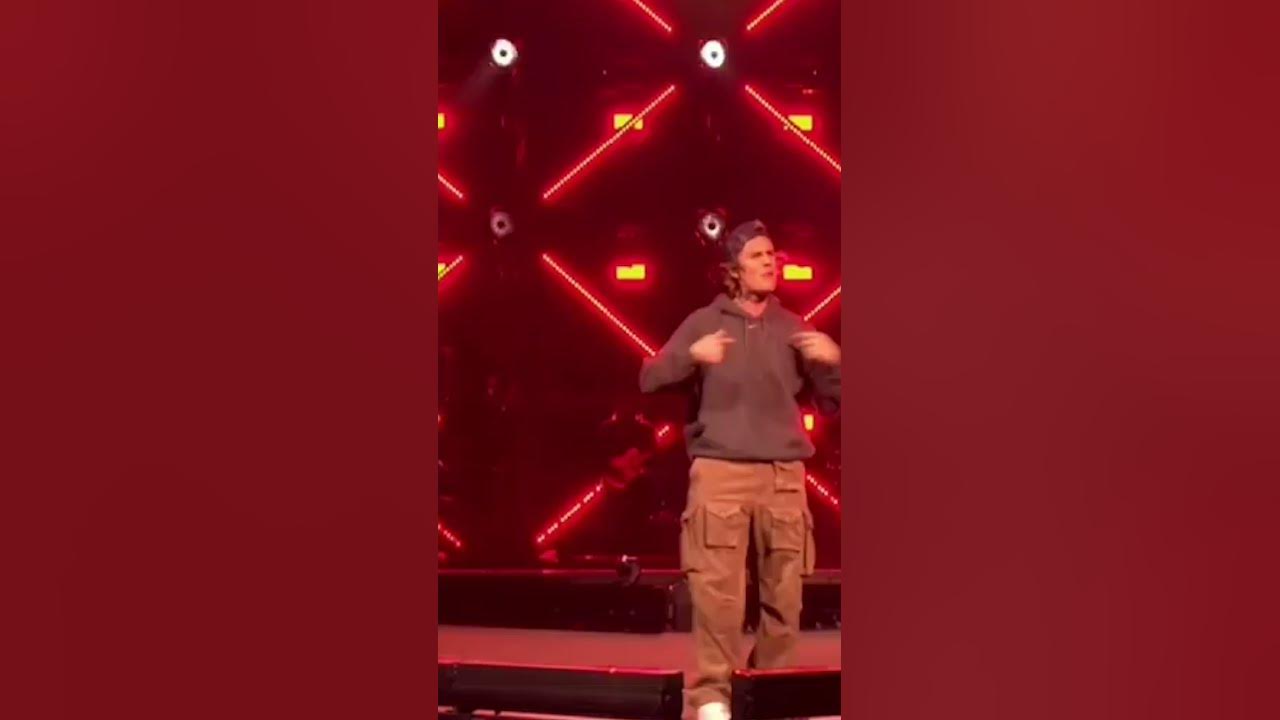 Justin Bieber - Baby (live from Amazon Our World) HD_1 YT