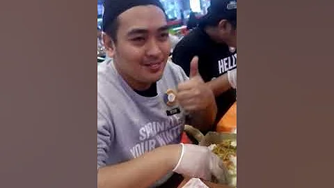 nagbaon ng kanin s foodcourt ng saudi arabia....