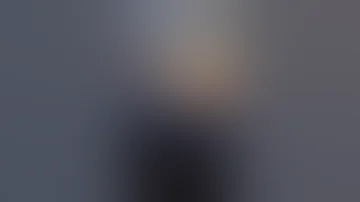 أنا لو أجبلك الدنيا علي كفي ولا يكفي 