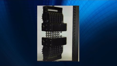 ASTM.D5262.10 - 9.0" Wide Width Single Wedge Grip Set (CS)